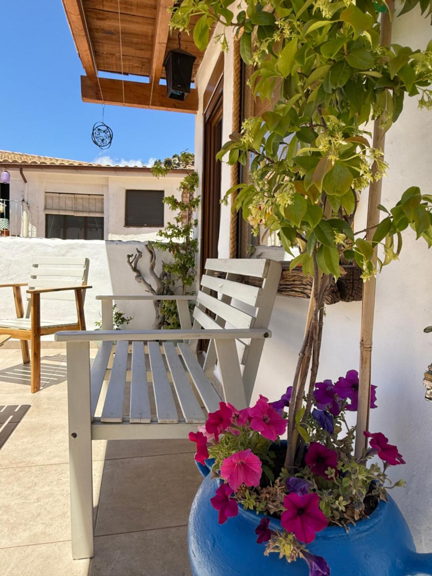 Casa Mona- Andalucian Mountain Village Getaway Guejar Sierra Esterno foto